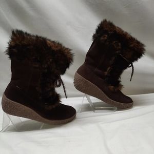 NWOB Brilliant Waterproof Brown Faux fur Wedge lace front boots 8.5